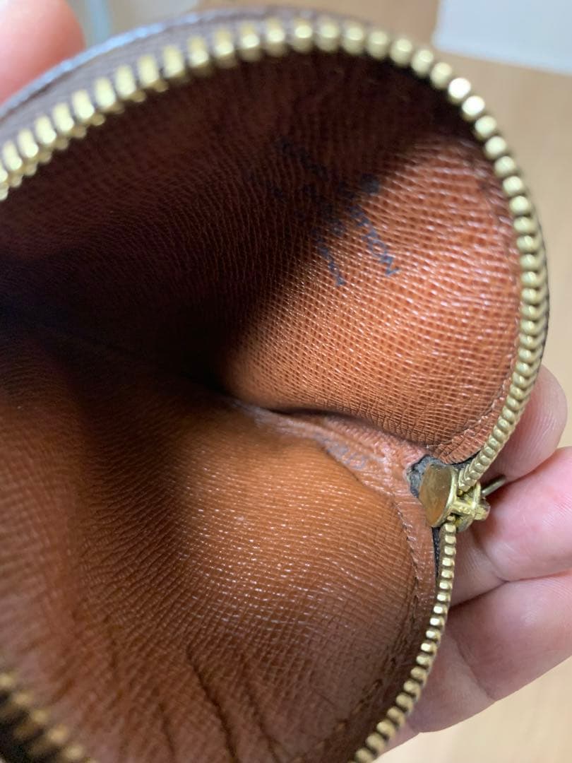 Louis Vuitton モノグラム ケース 本日のみの金額となります❗️