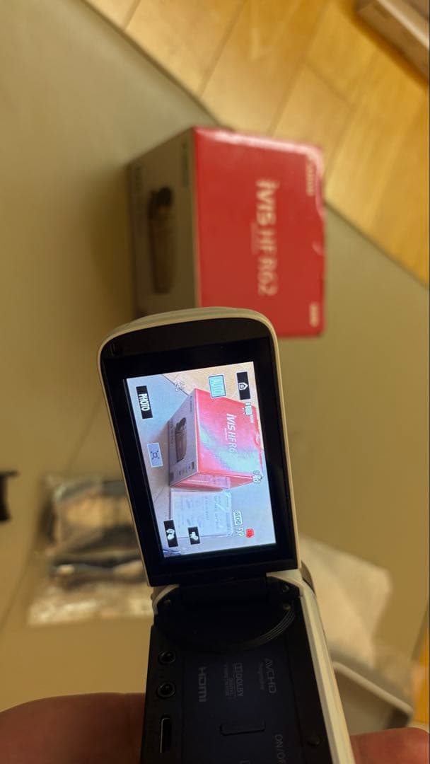 ビデオカメラ canon ivis hf r62