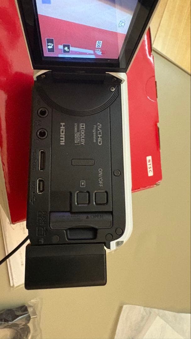 ビデオカメラ canon ivis hf r62