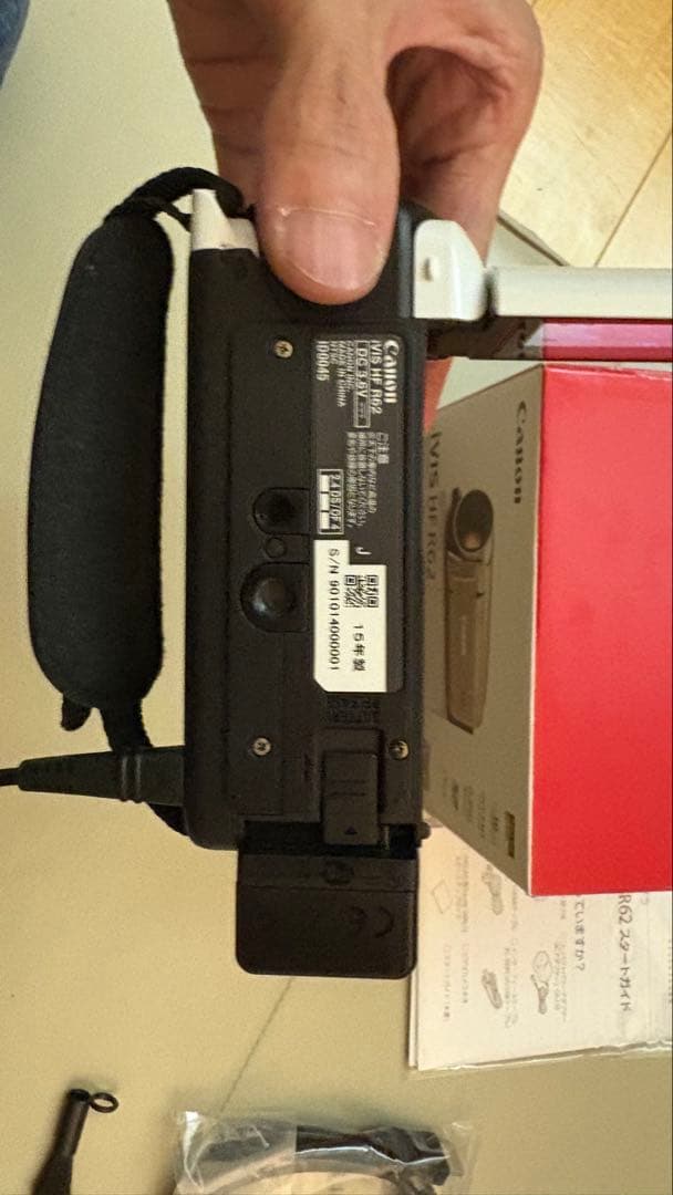 ビデオカメラ canon ivis hf r62