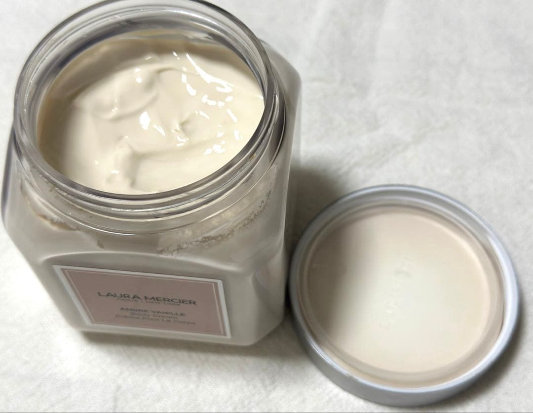 ローラメルシエ ホイップトボディクリーム【限定復刻⠀】アンバーバニラ