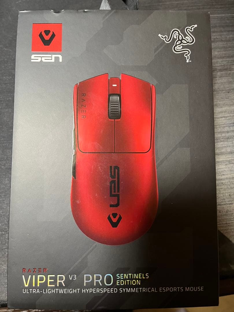 Razer Viper V3 Pro Sentinels Edition レッド