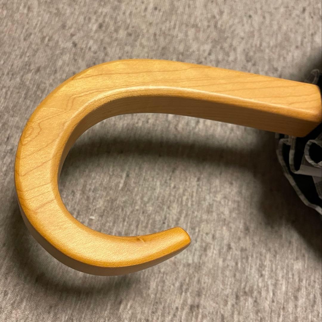 【美品】サンバリア100 ２段折 フリル ストライプ　グレー　木曲がり手元