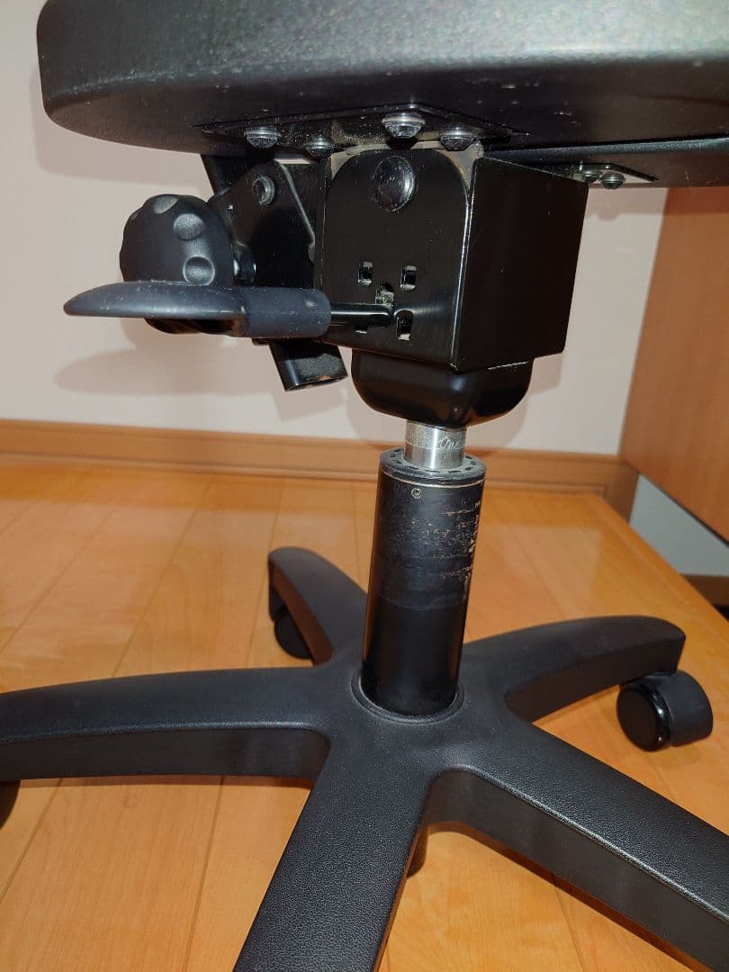 高*也様 アーユルチェアー オクトパス／ブラック