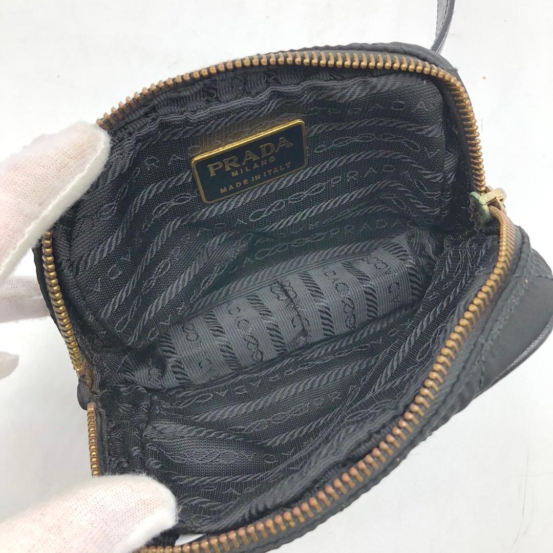 ✨極希少✨プラダ ウエストバッグ 三角ロゴプレート キルティング ナイロン 黒