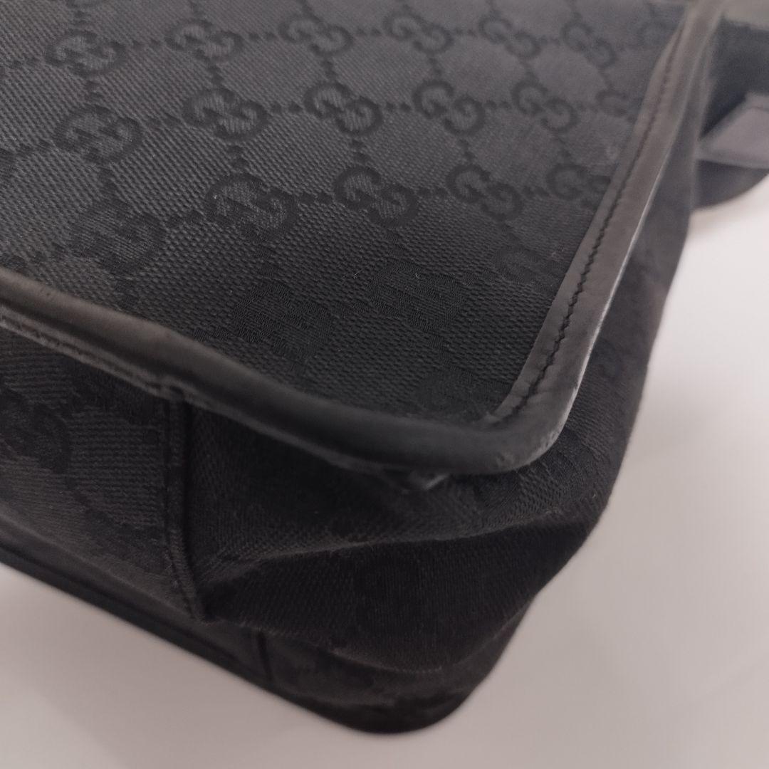 美品☆　グッチ　GGキャンバス　ショルダーバッグ　カメラバッグ　クロスボディ