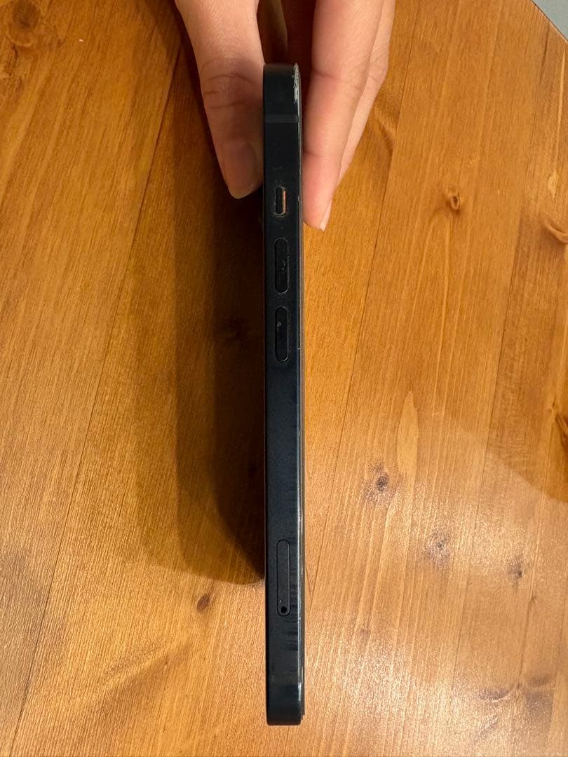 【ジャンク】iPhone13 128GB ミッドナイト 画面剥がれ 充電不可