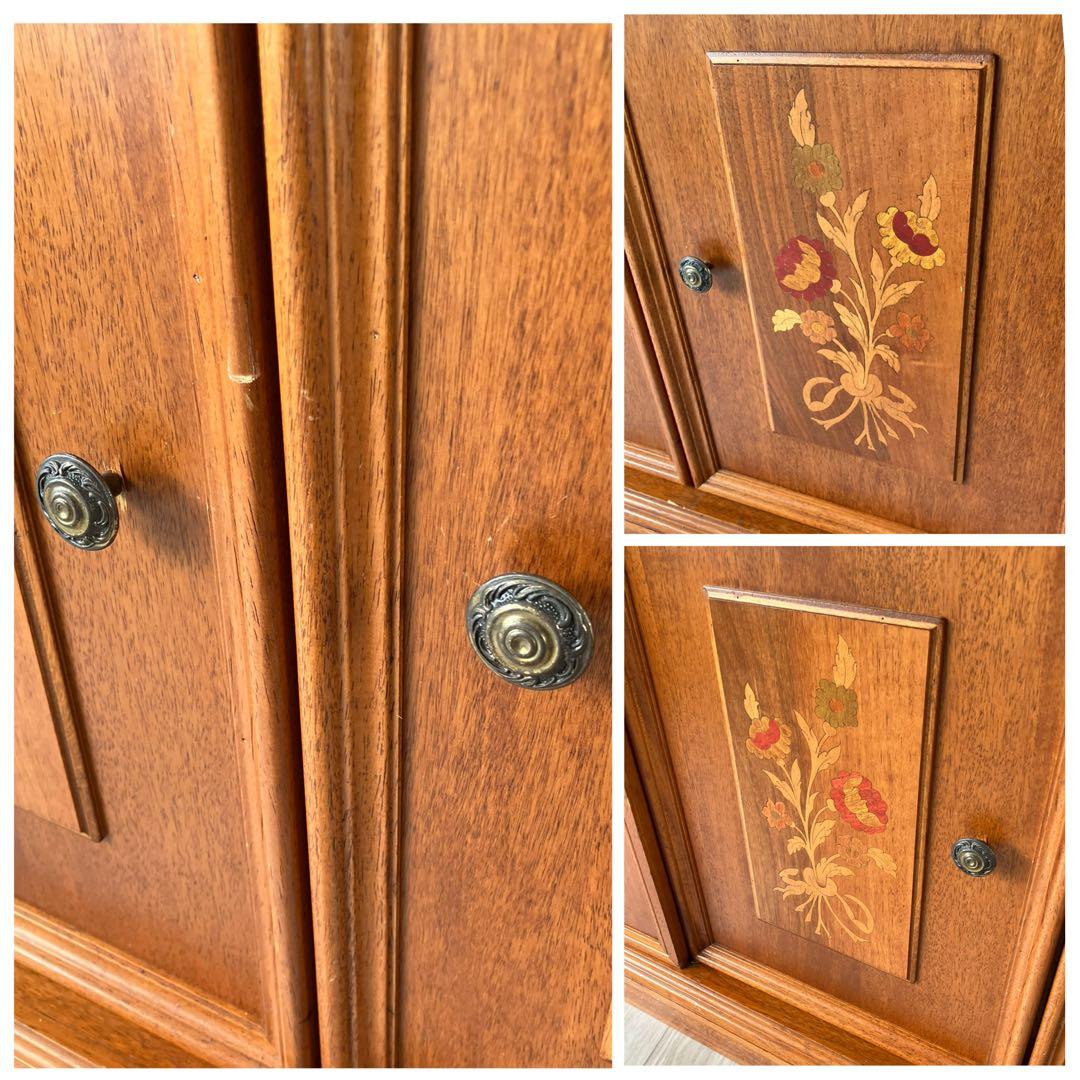 ズーシー出品 イタリア製 高級輸入家具 本棚 飾り棚 キャビネット