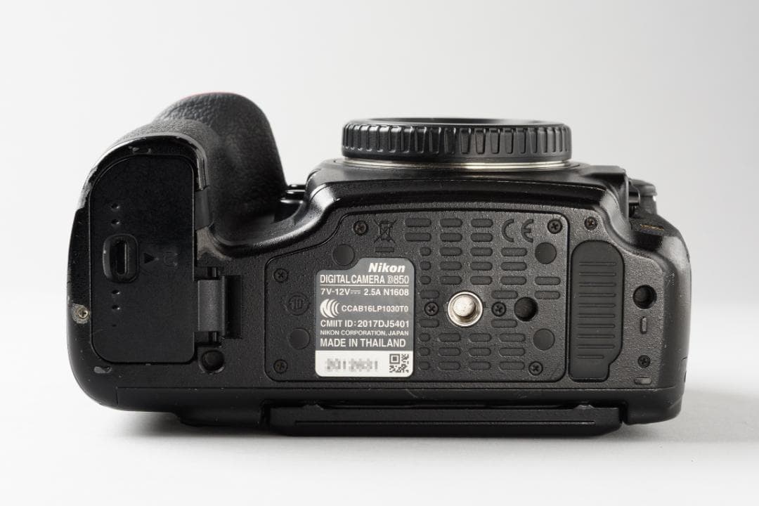 Nikon ニコン D850 デジタル一眼レフカメラ