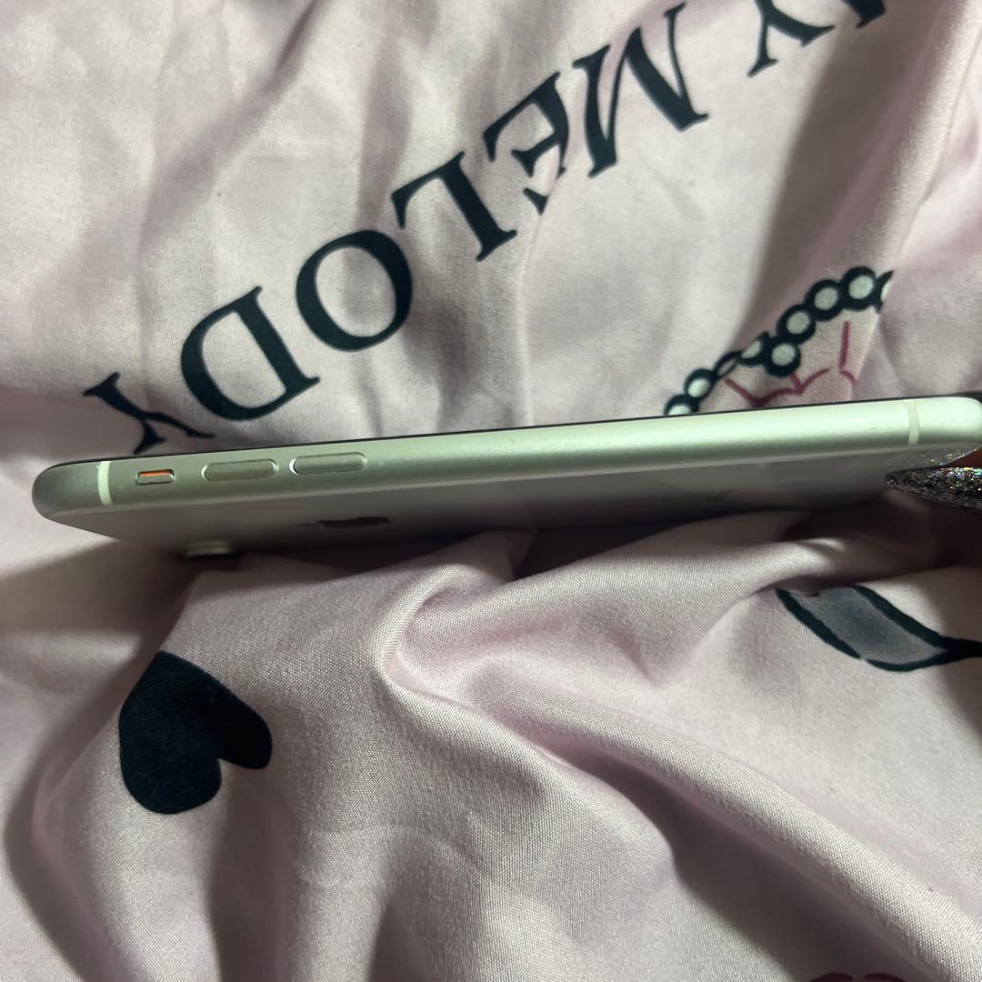 Apple iPhone XR ホワイト