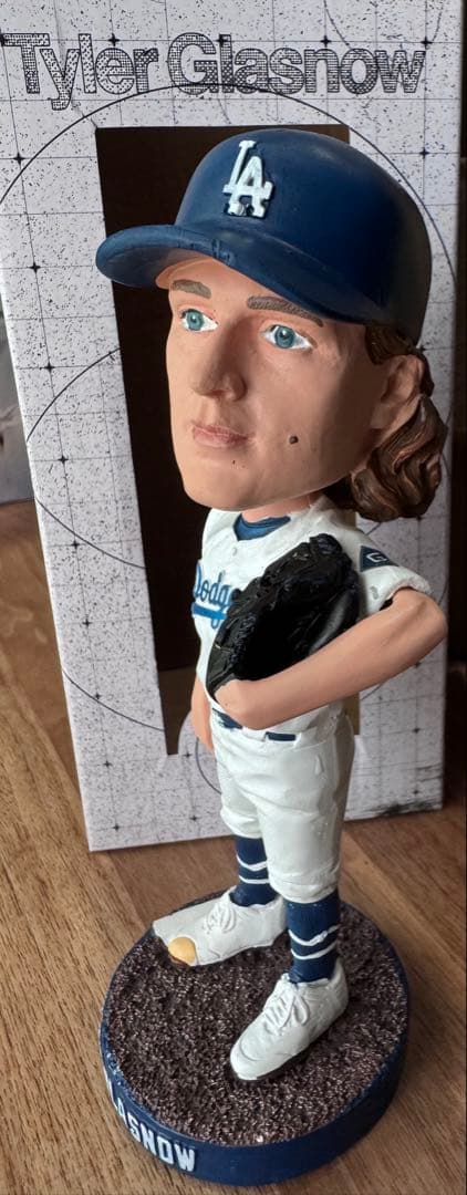 カーショーKershawグラスノーTyler Glaボブルヘッドセット