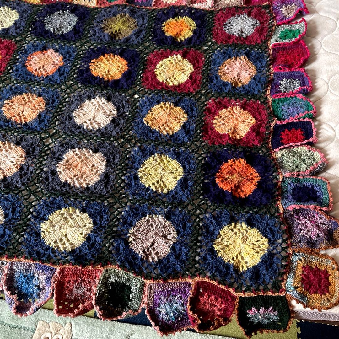 ★ノロ毛糸★かぎ針編みゆったりマルチなブランケット 〜暖笑〜120×130cm