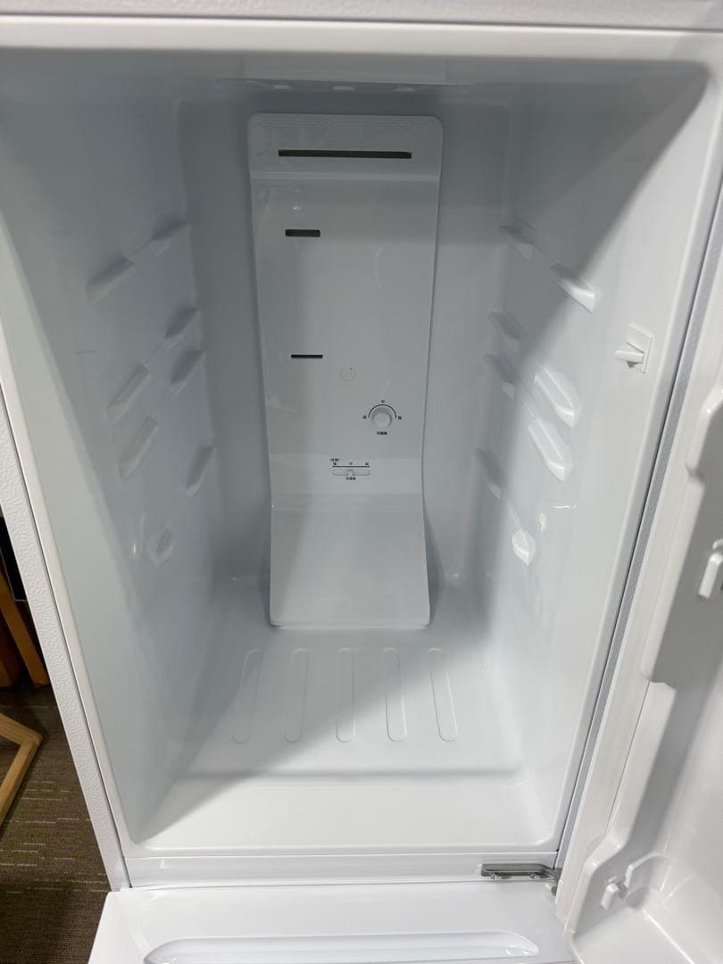 【超美品】ヤマダ　REFAGE 156L 冷凍冷蔵庫　YRZ-F15LW