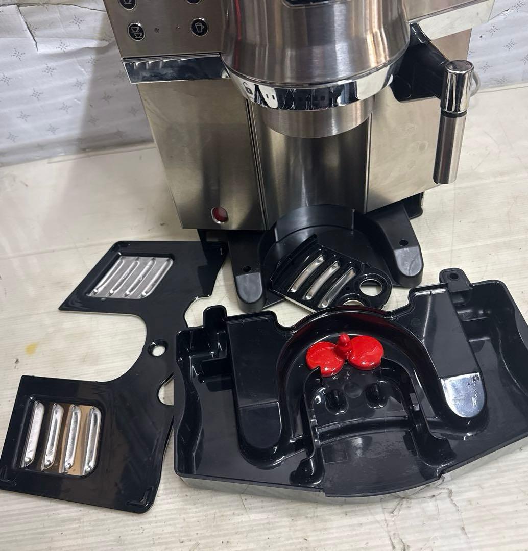 デロンギ エスプレッソ・カプチーノメーカーオートマティックカプチーノEC860M