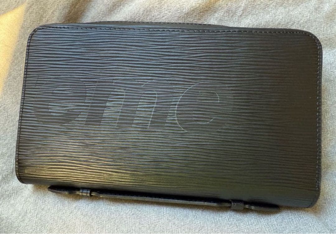 財布　ブラック