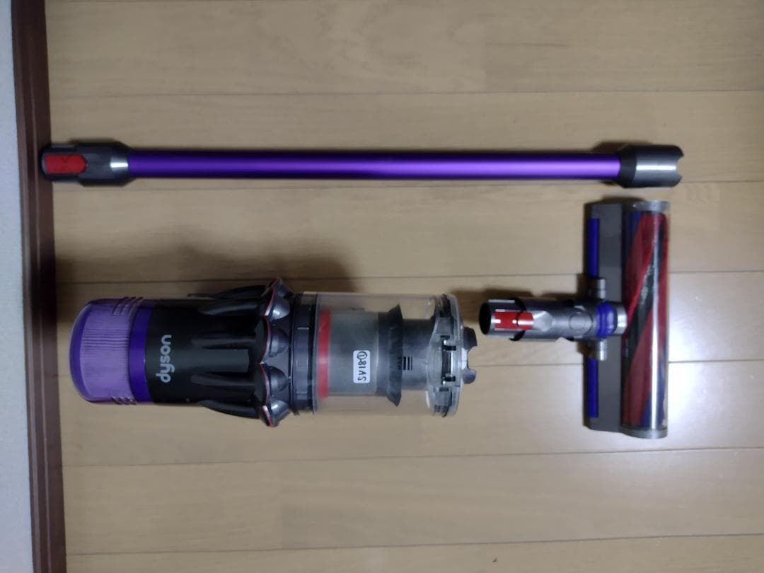 ダイソン★digital slim★SV18★バッテリー新品と同等★スタンド付①