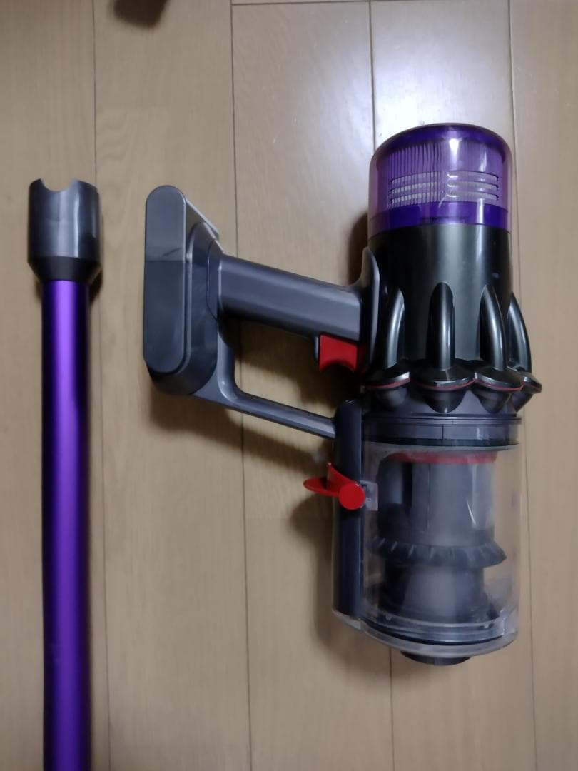 ダイソン★digital slim★SV18★バッテリー新品と同等★スタンド付①