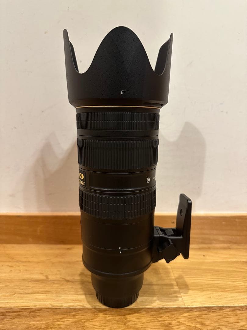 ニコン　70-200 f2.8 VR2