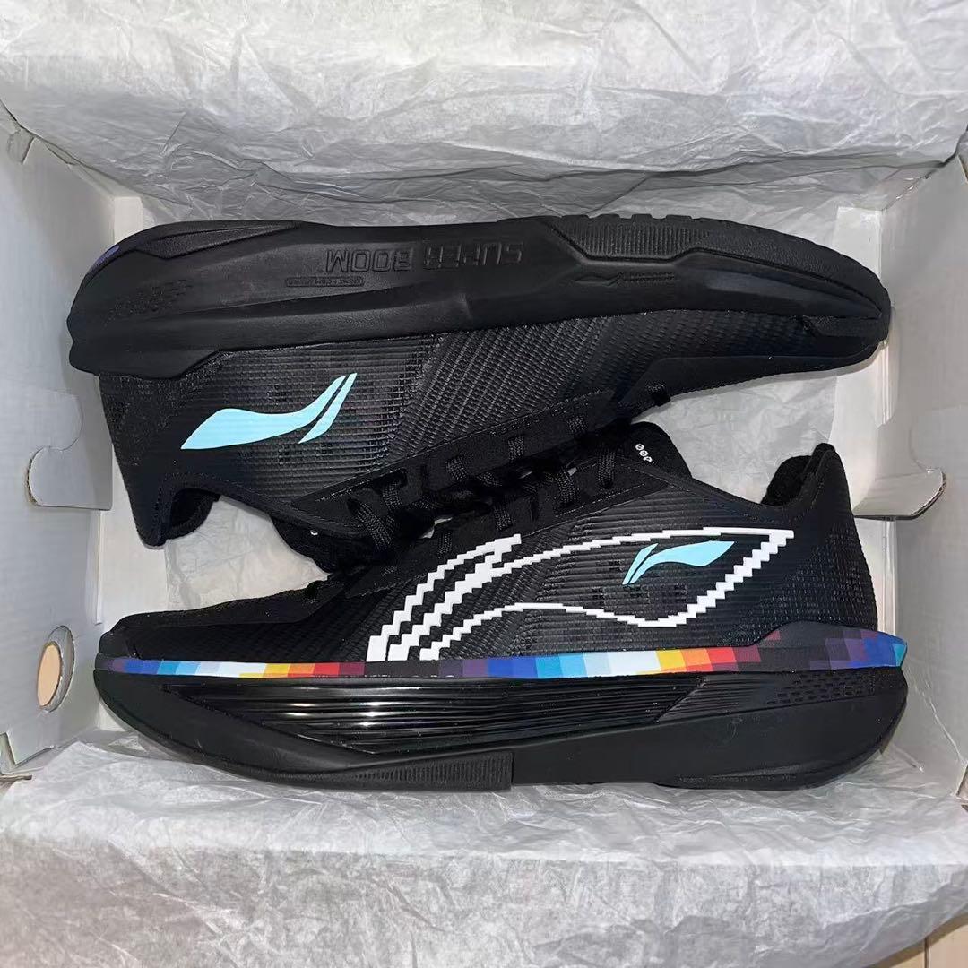 LINING ULTRA LIGHT 超軽量 300g以下 NBA