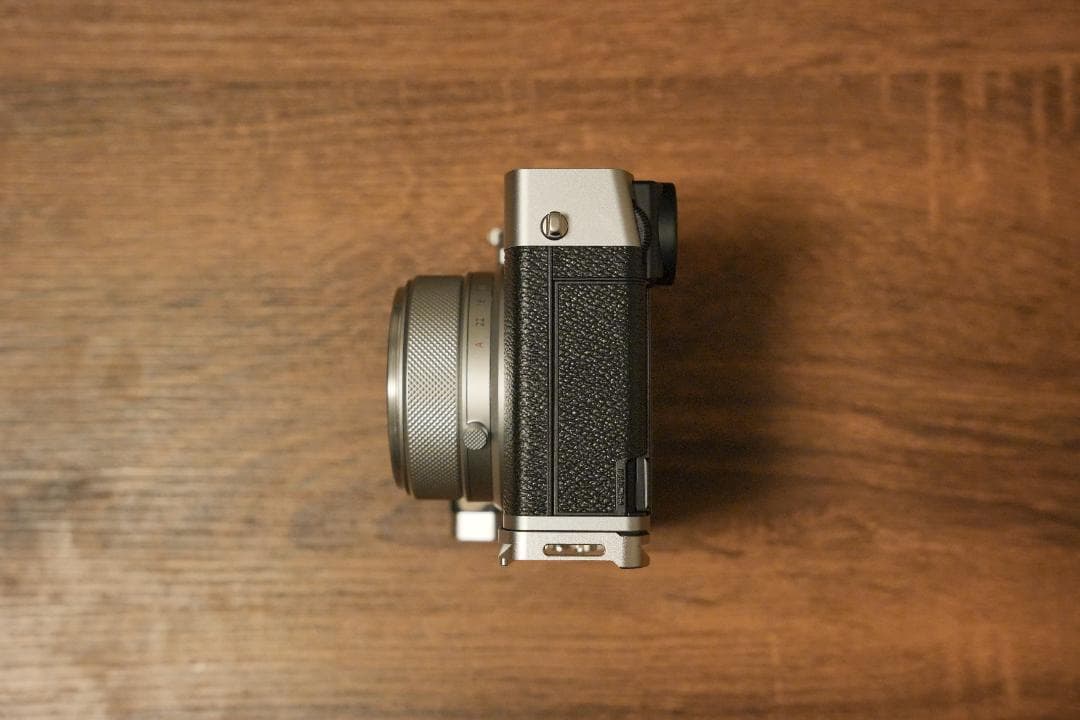 富士フイルム / GFX100RF シルバー アクセサリー付、ストラップのみなし