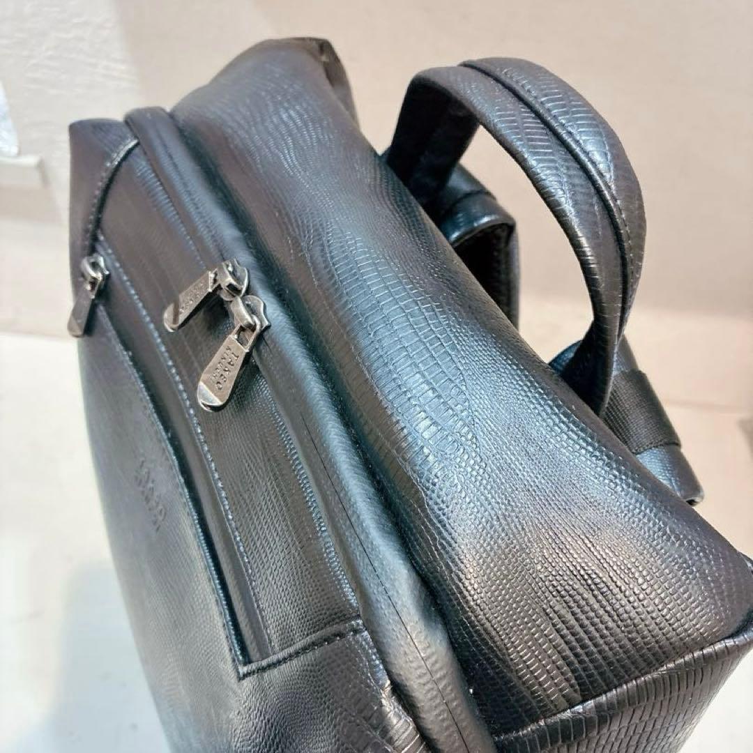 【極美品】TAKEO KIKUCHI 撥水　ライトウェイト バックパック　黒