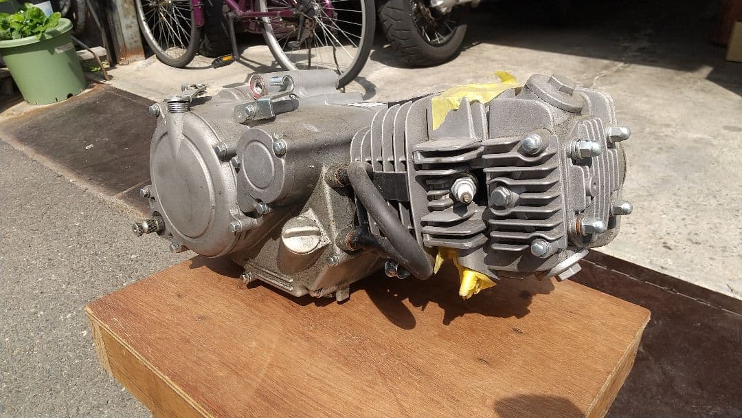 ミニモト　GPX125　中古エンジン　修理　ジャンク　部品取り　など　未確認品