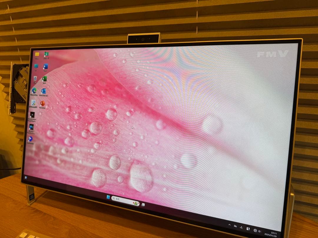 富士通一体型デスクトップパソコン FMVF77D1KG(FH77/D1)