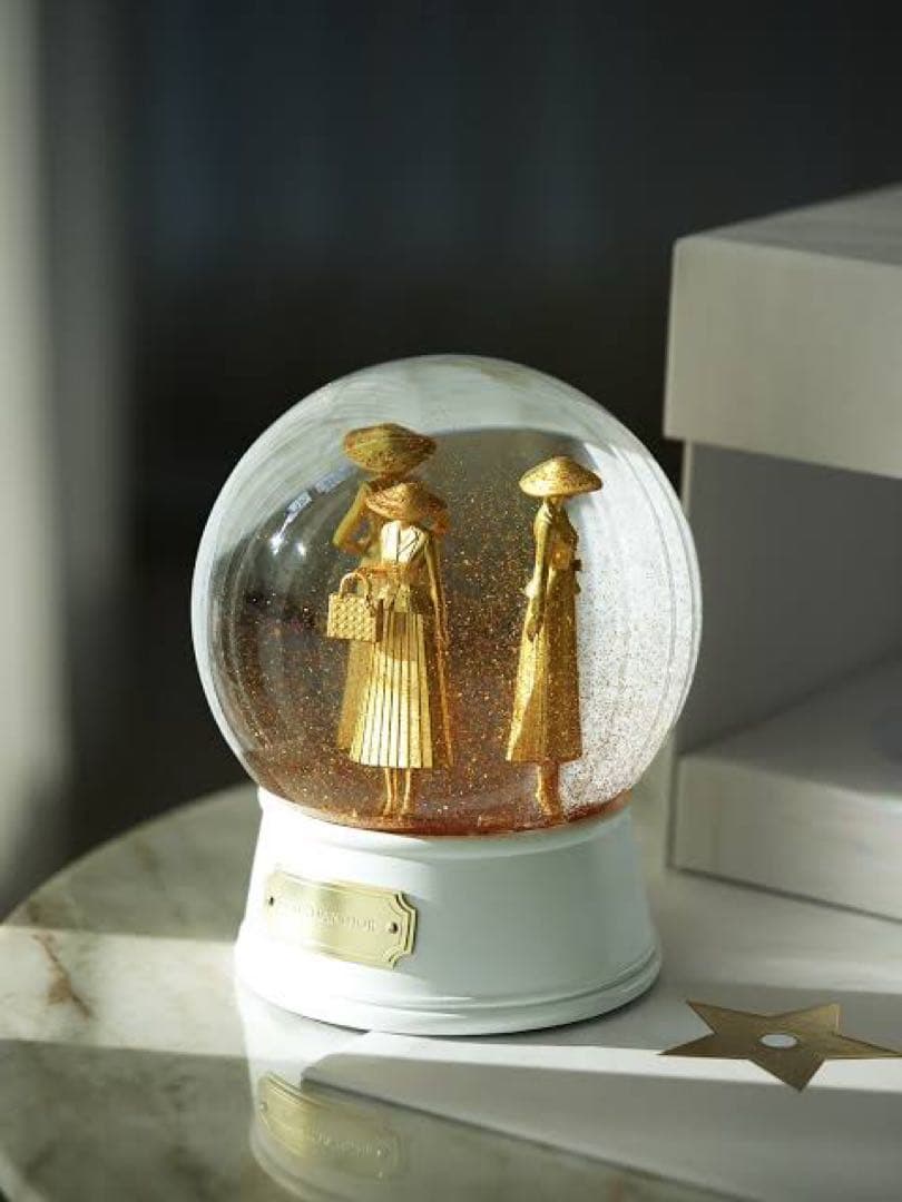 最終値下！【非売品/未使用】DIORスノードーム 箱あり