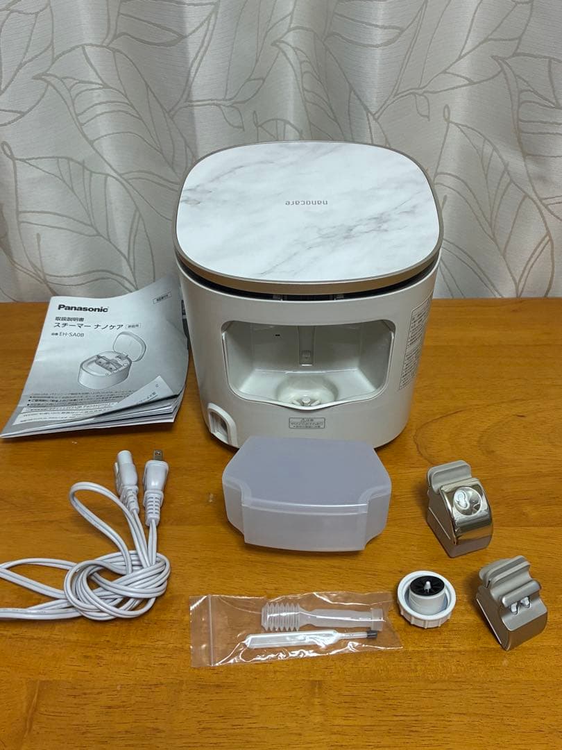 Panasonicのフェイススチーマー　EH-SA0B
