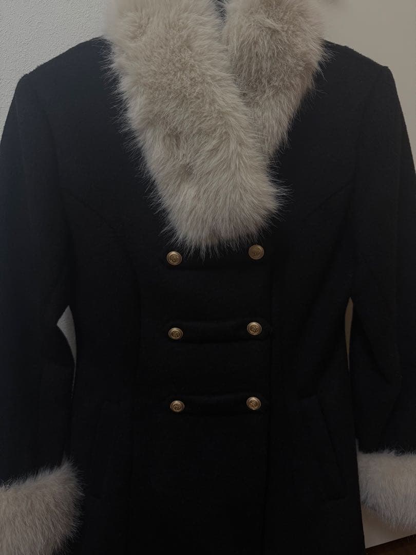 Treat Ürself Muse fur flare coat（black）