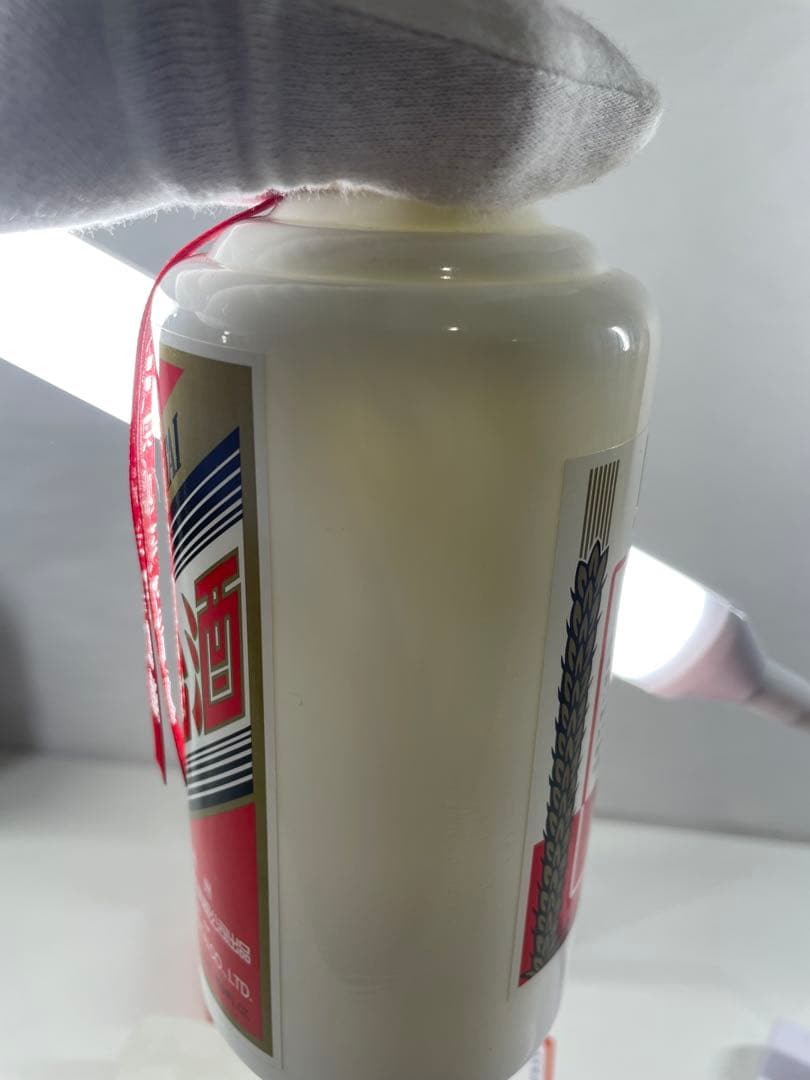 茅台酒 53度 500ml グラスセット付き