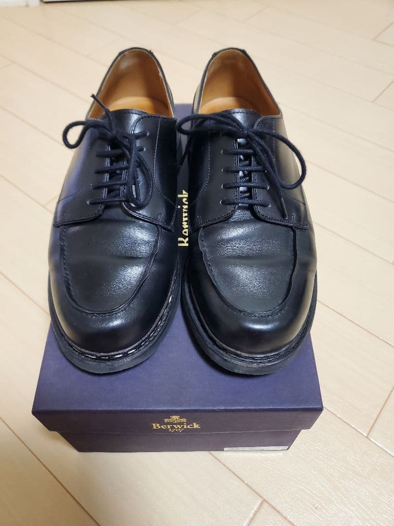 Berwick 4477BCVI ブラック　Uチップ　25.5cm