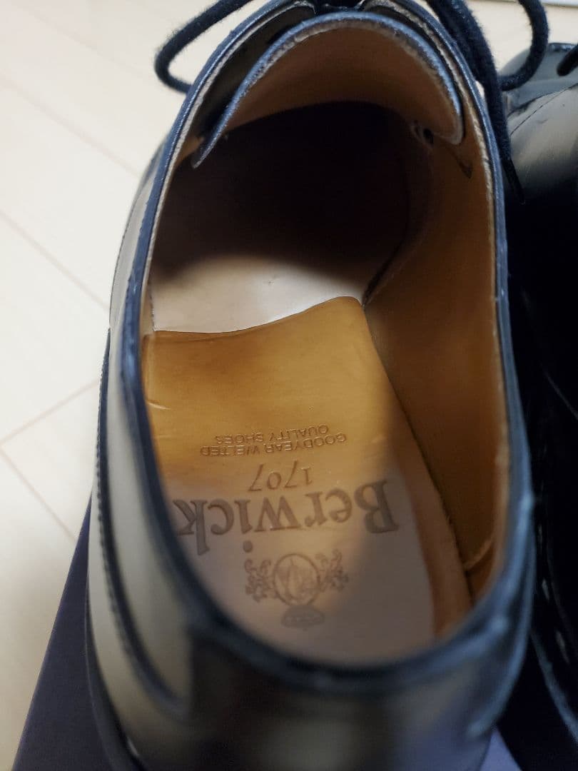 Berwick 4477BCVI ブラック　Uチップ　25.5cm