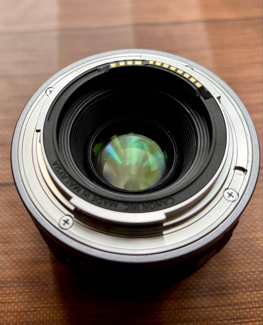 Canon RF 50mm F1.8 STM レンズ フード＆フィルター付き