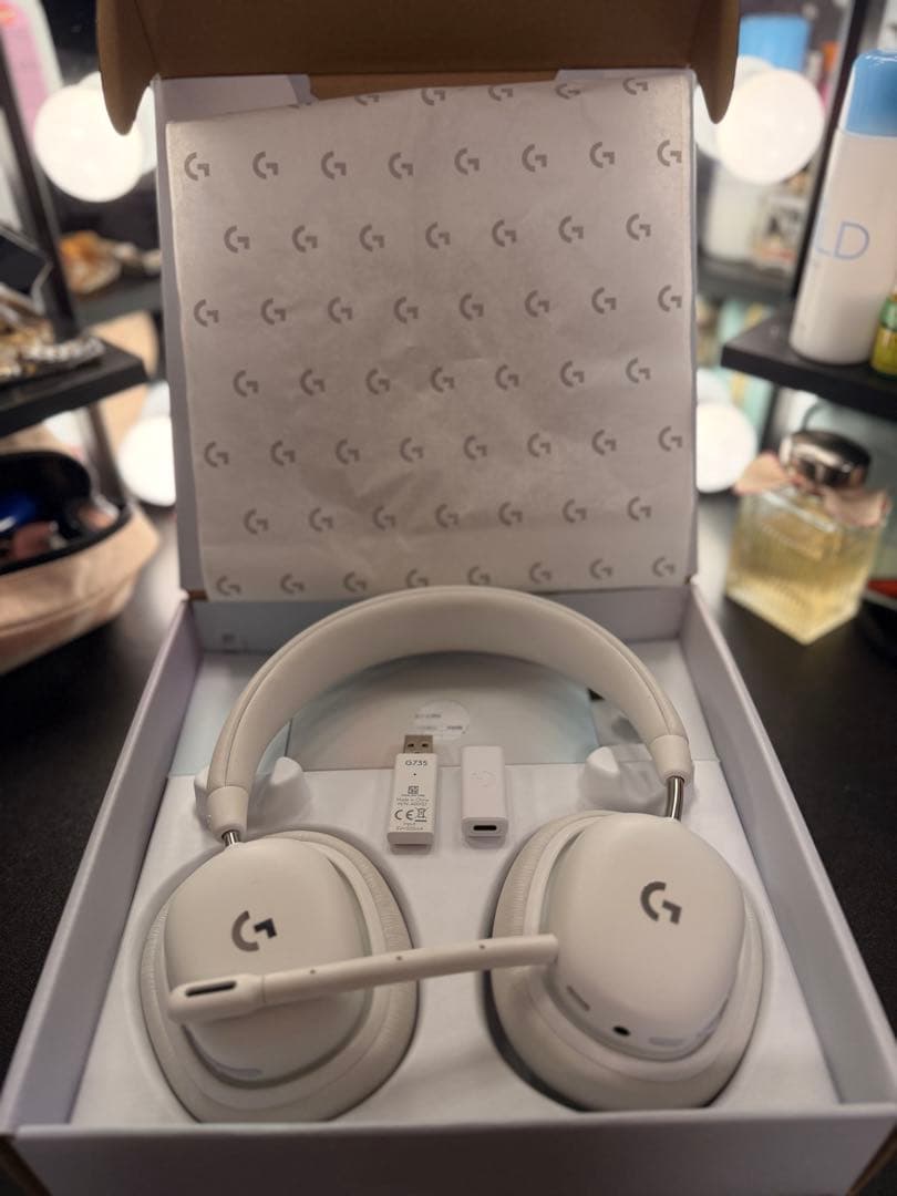 Logitech G735 ワイヤレスヘッドセット