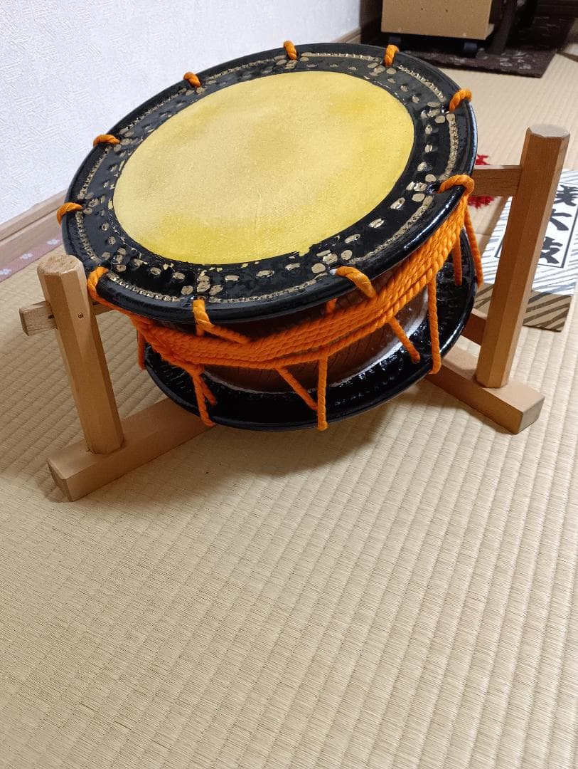 和太鼓　 締め太鼓　銭太鼓　直径約35cm バチ1セット付き