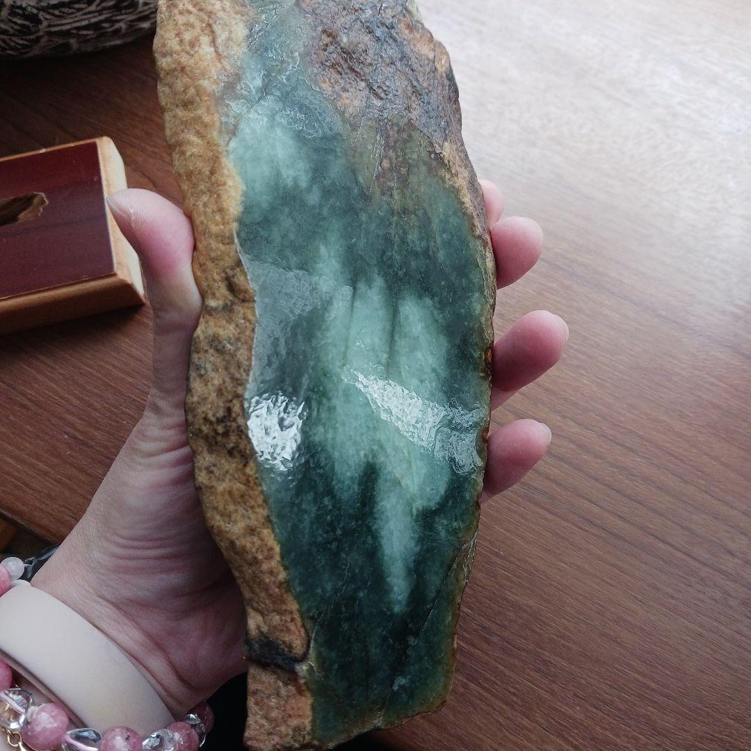 ミャンマー産　A貨翡翠スライス　オブジェ置き物　約418g