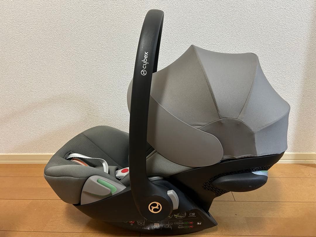 Cybex cloud g i-size サイベックス　ベビーシート