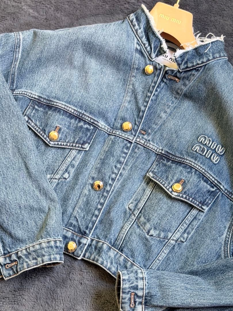 ⭐︎MiuMiuタグあり百貨店購入デニムジャケット2024