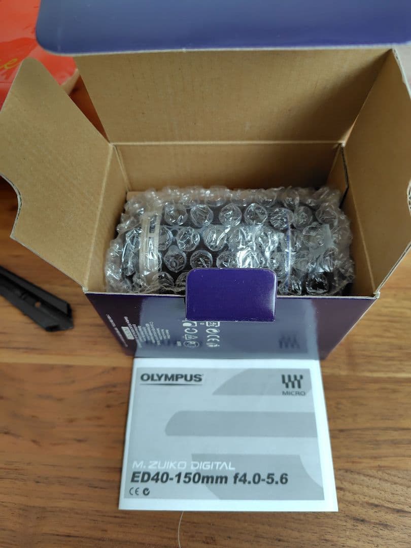 新品未使用　OLYMPUS M.ZUIKO DIGITAL ED40-150mm