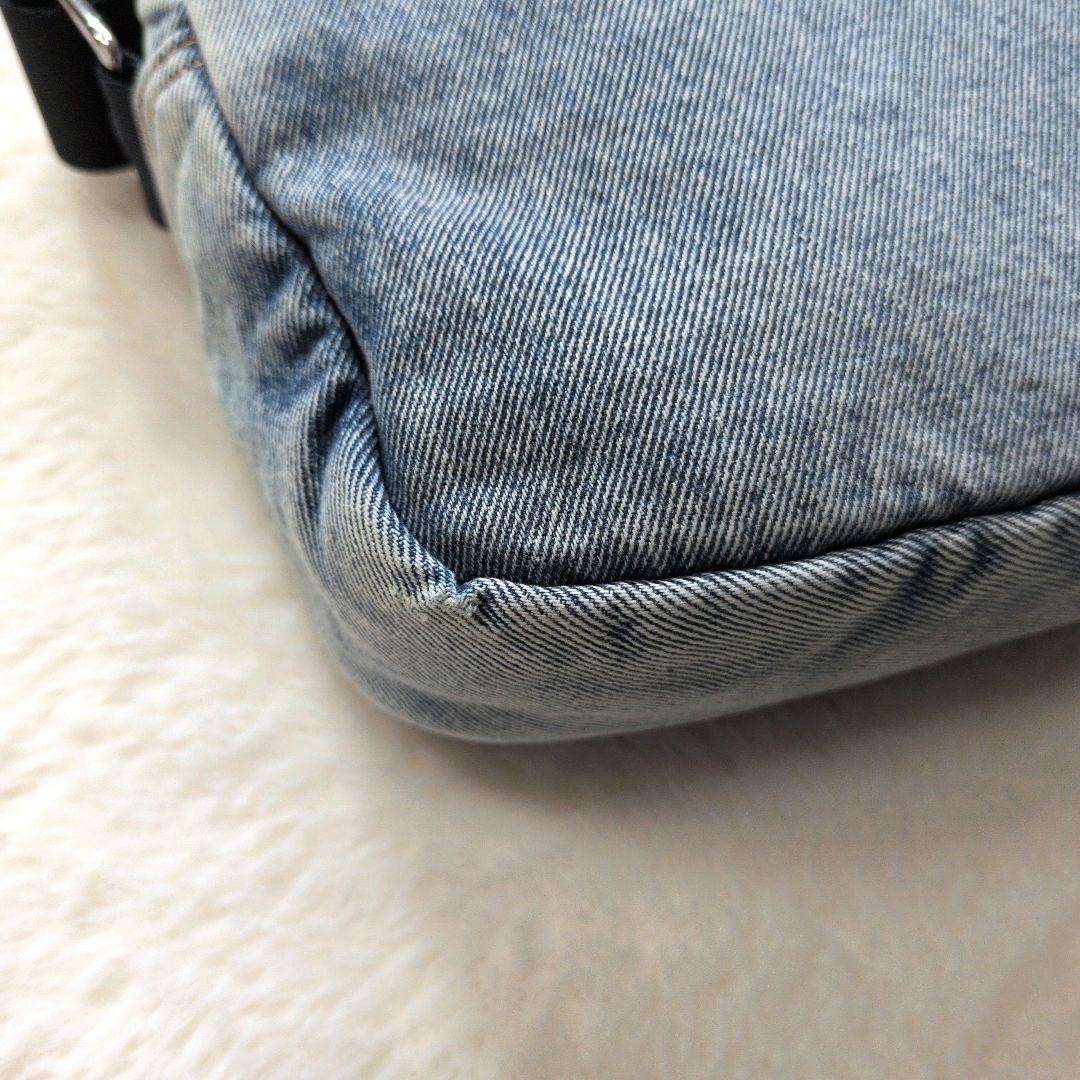 【極美品】DIESEL ディーゼル カメラバッグ ショルダーバッグ 近年モデル