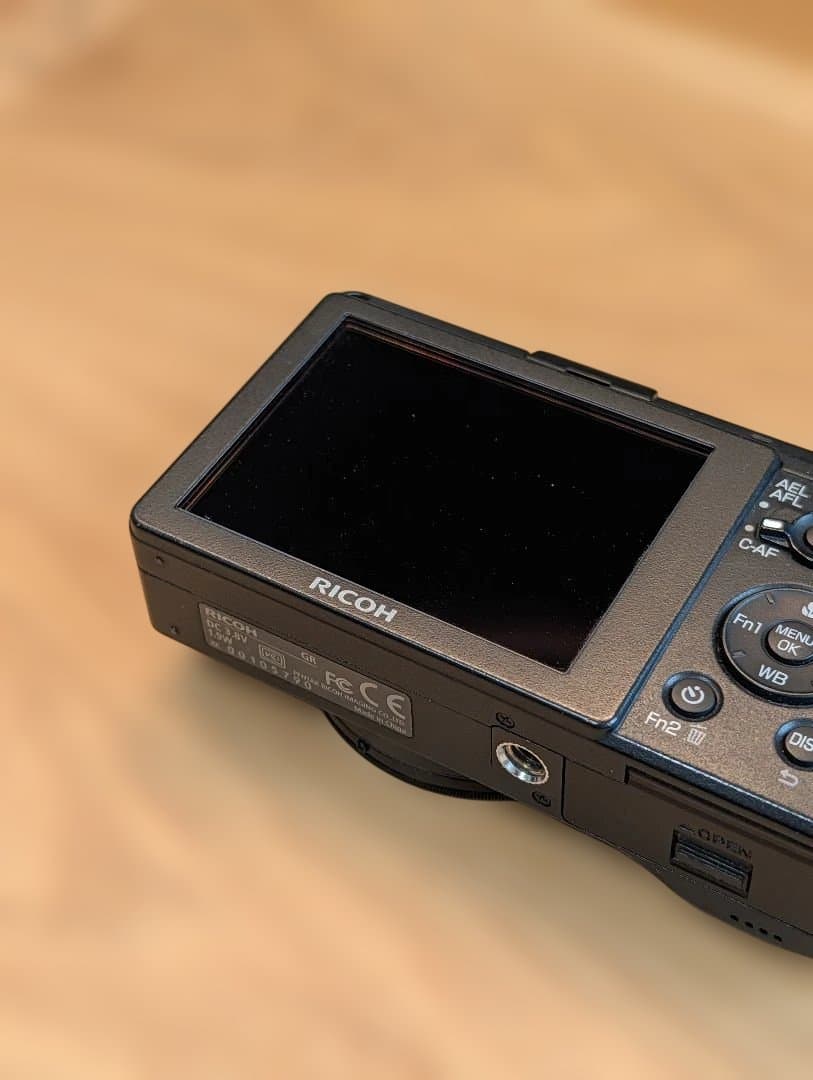 【動作確認済】RICOH GR コンパクトデジタルカメラ おまけ付き