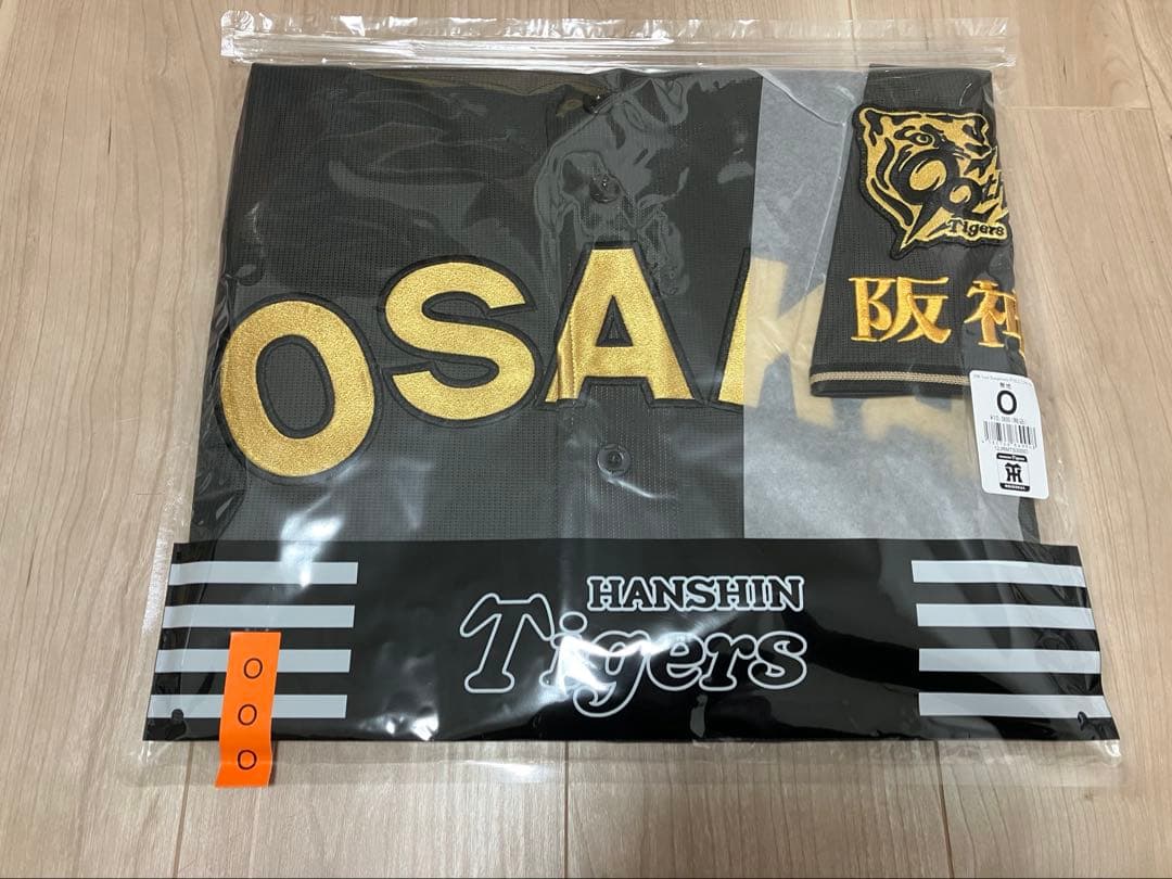 阪神タイガース　ブラックダイナマイトユニフォーム　Oサイズ　無地