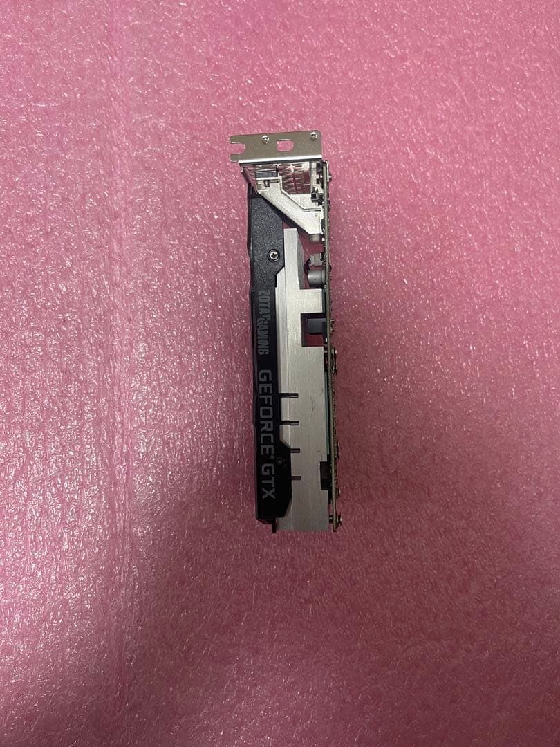 ZOTAC GEFORCE GTX1650 ロープロファイル