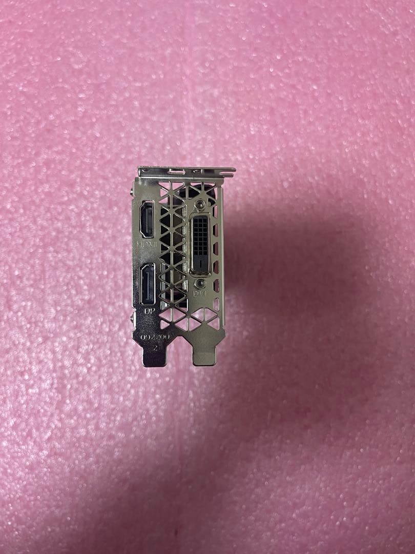 ZOTAC GEFORCE GTX1650 ロープロファイル