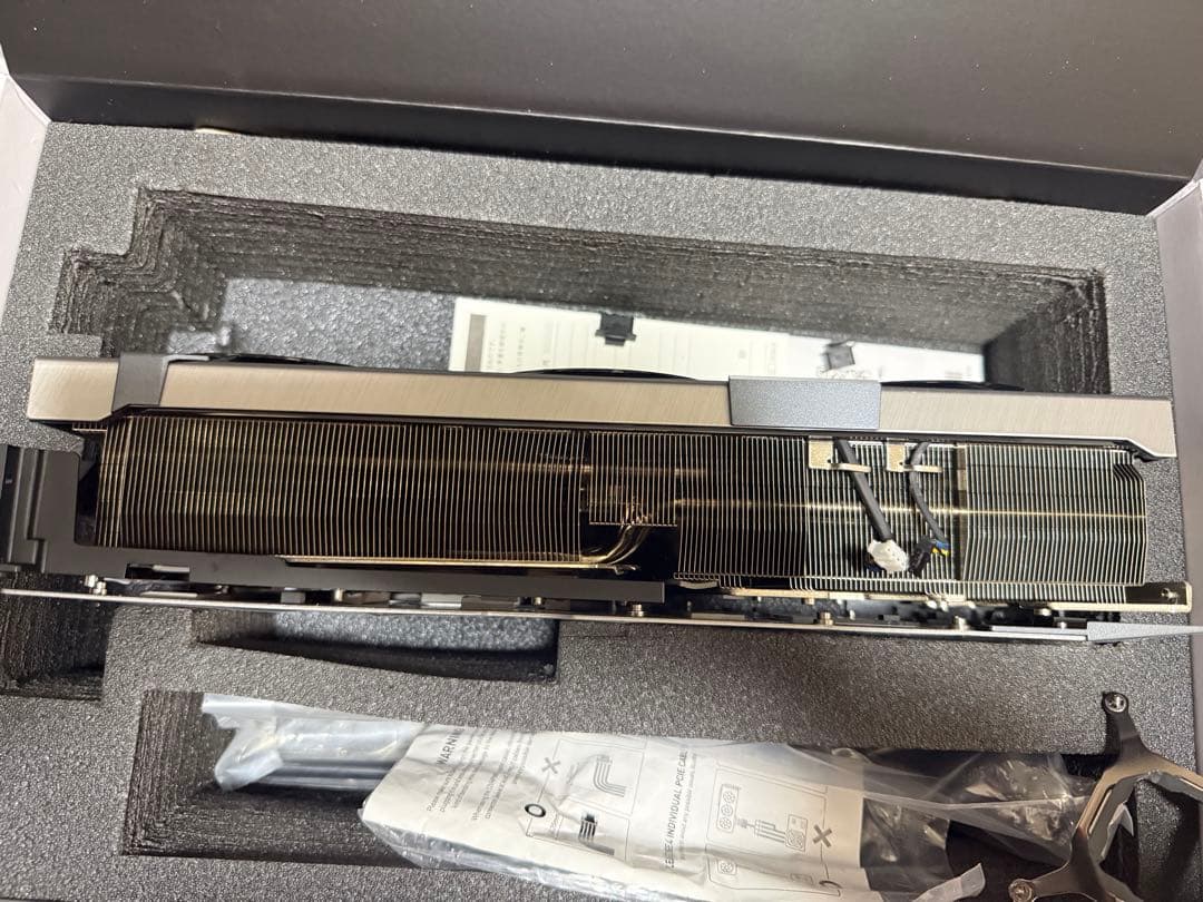 MSI GeForce RTX 4090 SUPRIM X ヒートシンクのみ