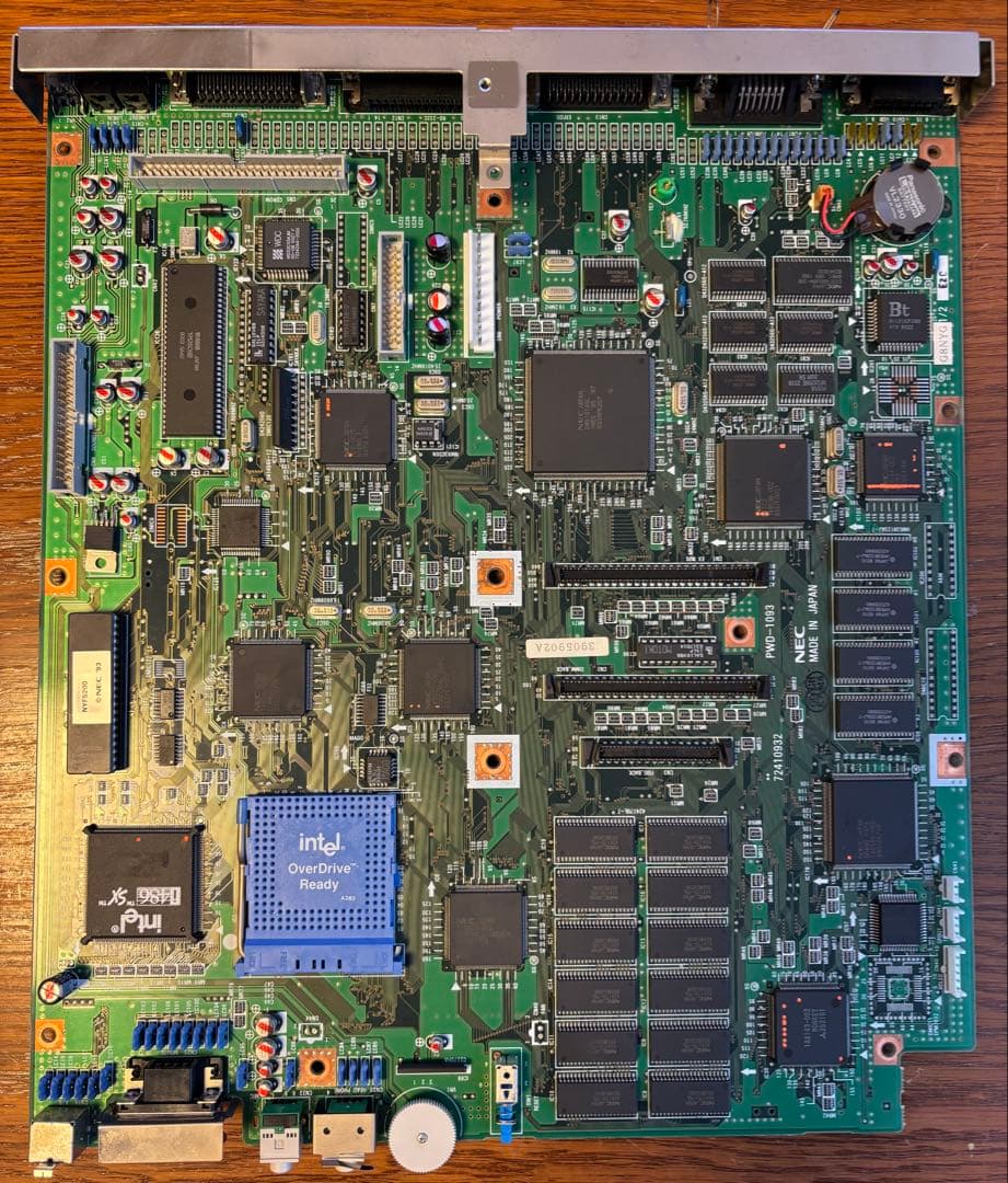 PC-9821Ce 本体とキーボード 動作品