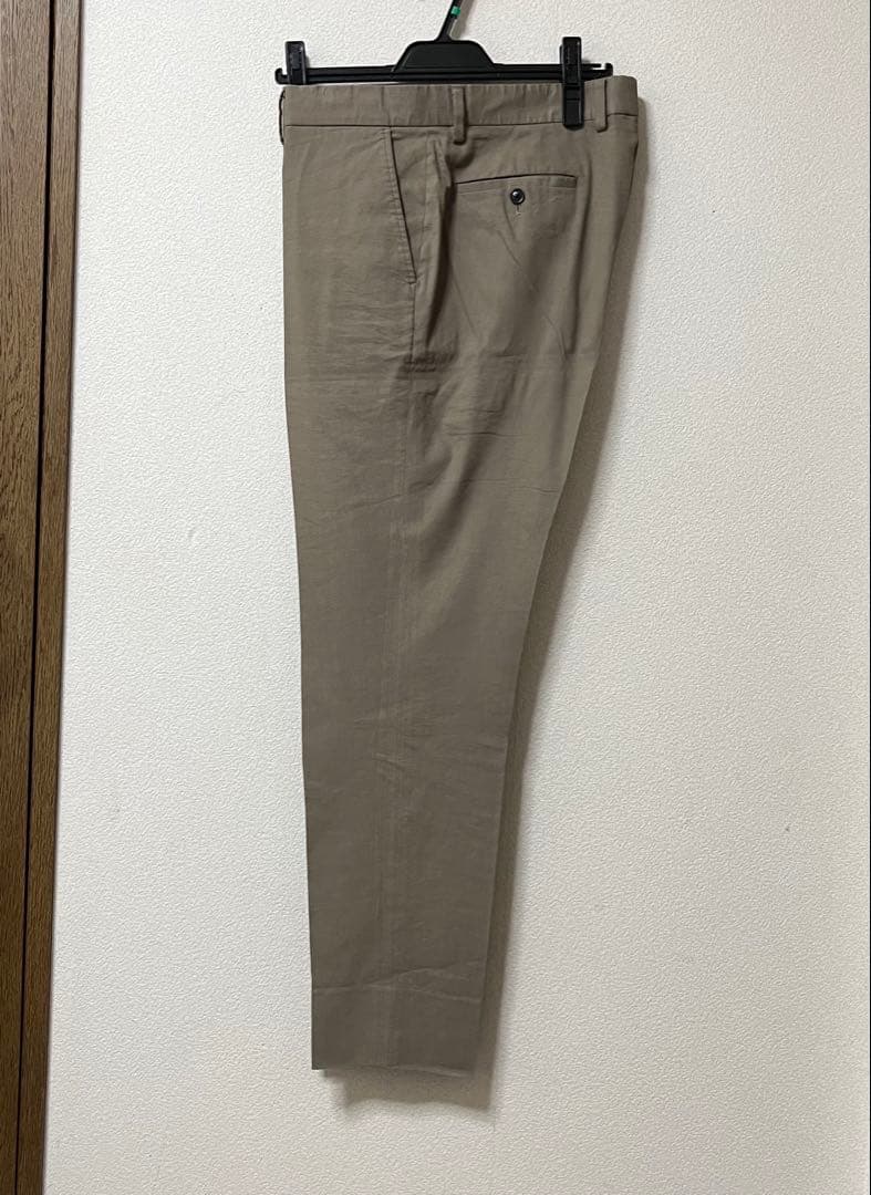 美品 トゥモローランド ストレッチリネンスリムスラックス サイズ50