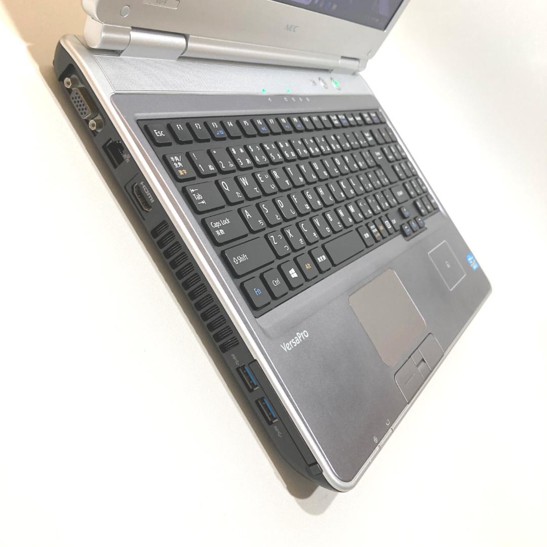 初心者✨大画面・DVD・大容量✨シルバー✨すぐ使えるノートパソコン◇T359-3