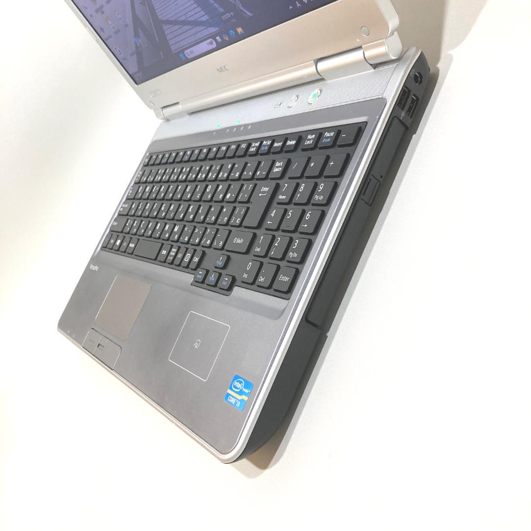初心者✨大画面・DVD・大容量✨シルバー✨すぐ使えるノートパソコン◇T359-3